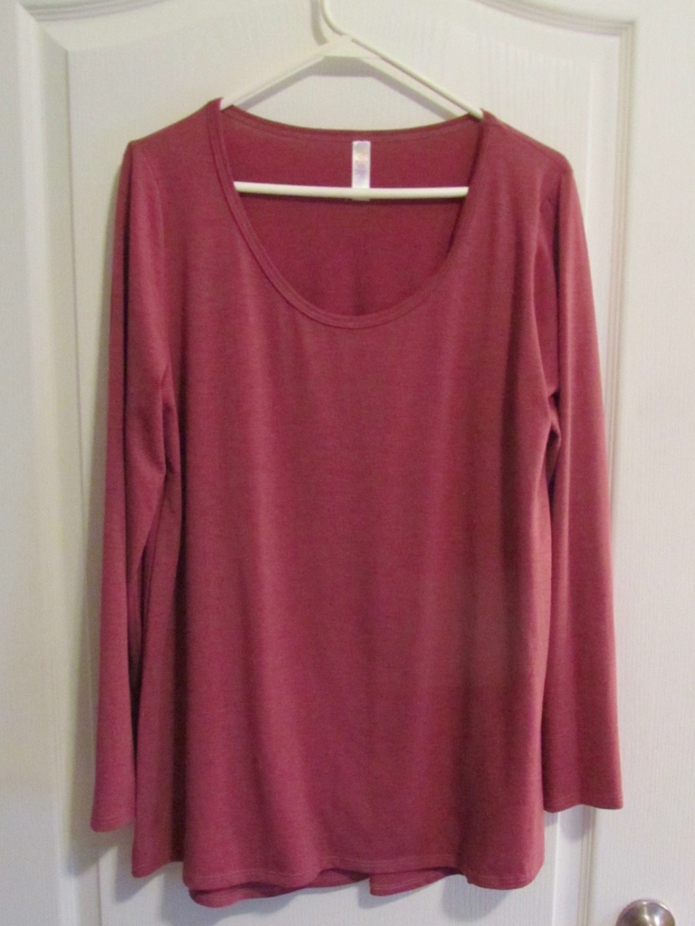 LuLaRoe Lynnae Shirt